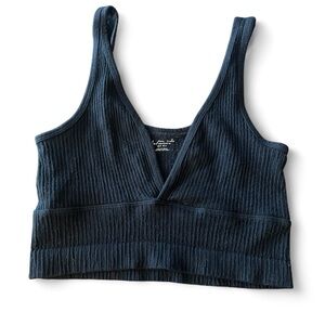 Urban Outfitters Out From Under Plunge Ribbed Seamless Cropped Cami XS/S